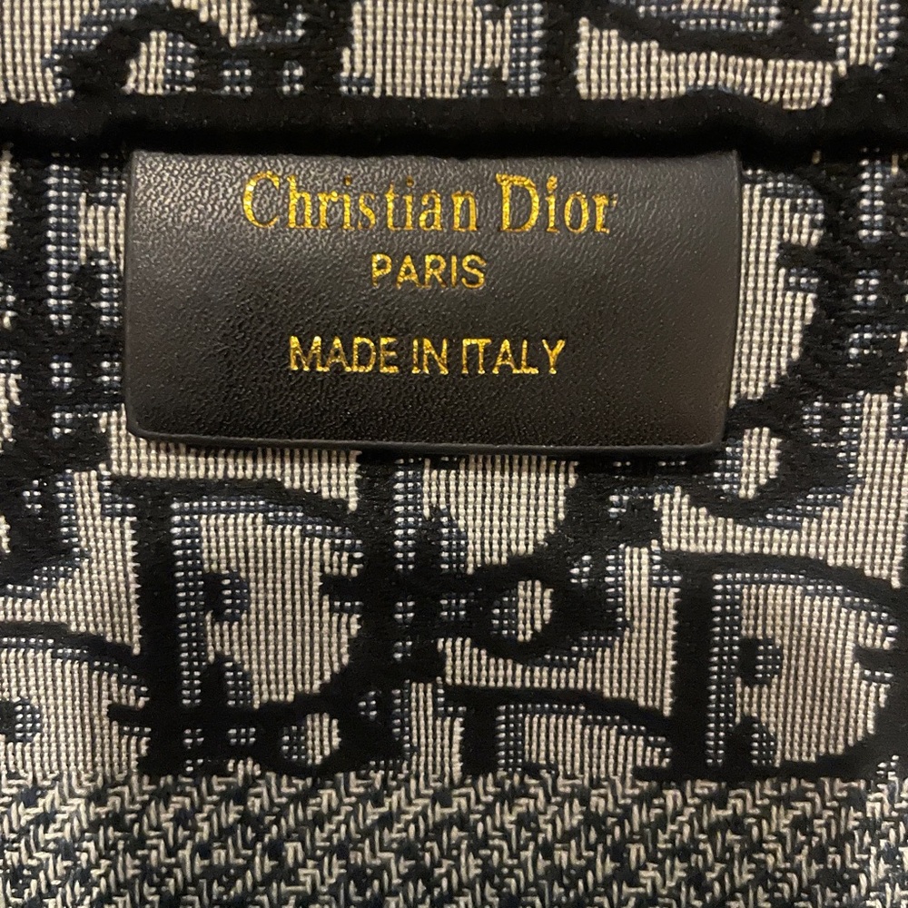 Dior Black and Beige Oblique Signature Tote - Picture 4 of 6